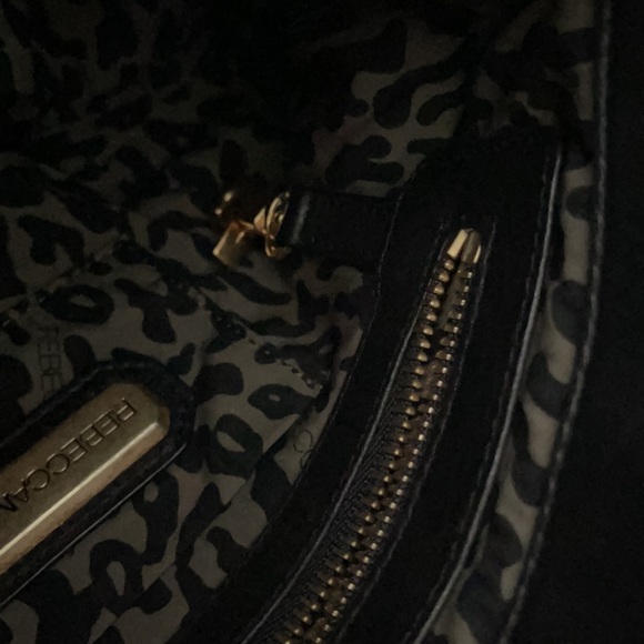 EEUC REBECCA MINKOFF SWING LEATHER BAG BLACK GOLD - Picture 10 of 12